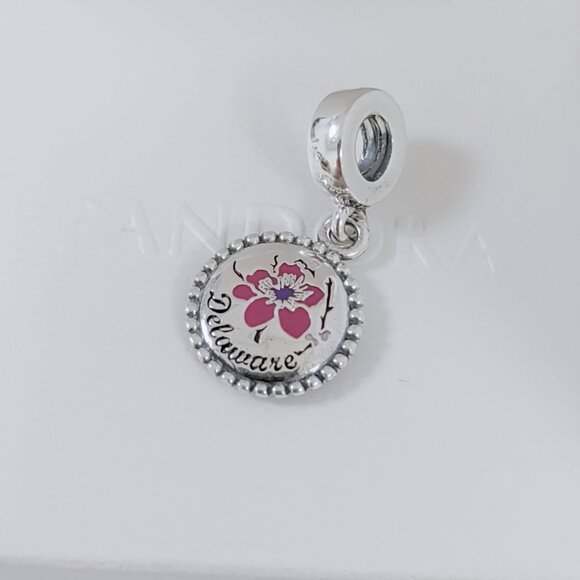 Pandora Delaware State Flower Exclusive Dangle Charm with box - Picture 6 of 6